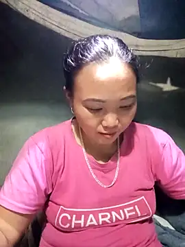 Snapshot of susunini chatting on November 9, 2025, 11:19 am susunini online show from November 9, 2025, 11:19 am