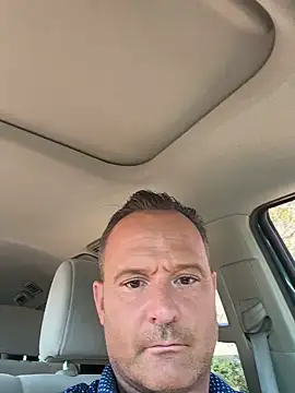 Golferkid1124 online show from November 23, 2025, 5:35 pm