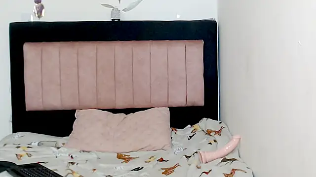 AMARYXS online show from April 5, 2026, 3:26 am