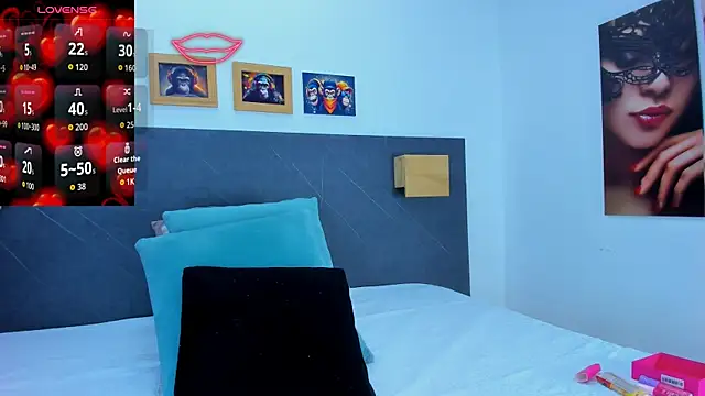 Andhrea Vale online show from April 14, 2026, 12:22 pm