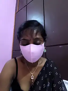 Snapshot of siritelugubutterfly chatting on November 11, 2025, 9:42 am siritelugubutterfly online show from November 11, 2025, 9:42 am