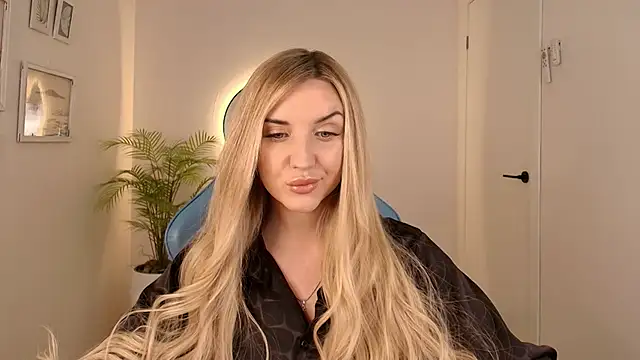  Mi1a  online show from November 11, 2025, 3:06 am