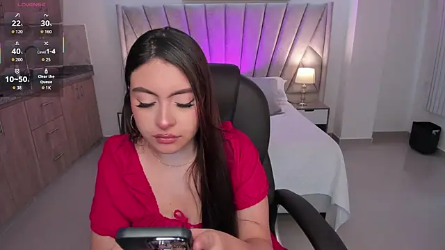 Snapshot of Maya_vexx chatting on December 21, 2025, 6:04 pm Maya vexx online show from December 21, 2025, 6:04 pm