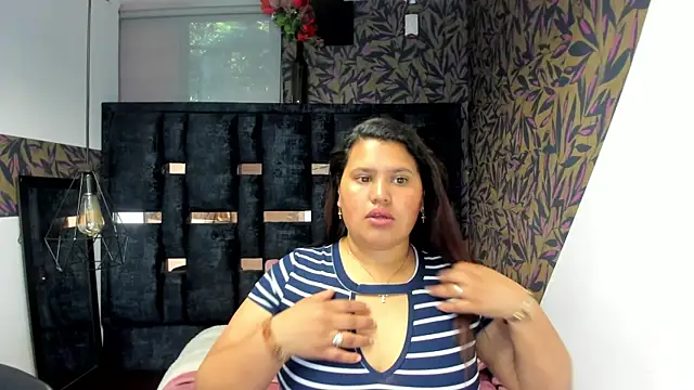 Snapshot of Nina__Sky chatting on November 11, 2025, 12:16 pm Nina Sky online show from November 11, 2025, 12:16 pm