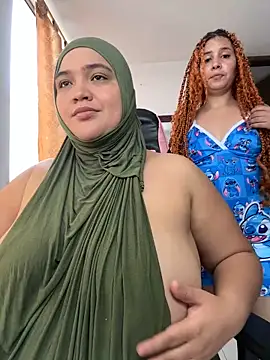 Snapshot of sweetmuslim01 chatting on November 14, 2025, 4:49 pm sweetmuslim01 online show from November 14, 2025, 4:49 pm