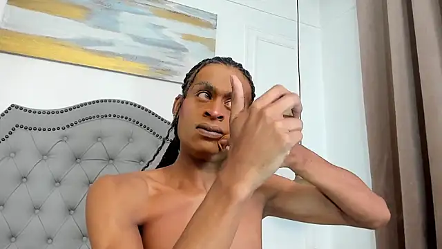 RosaliaMontero online show from December 18, 2025, 9:43 pm