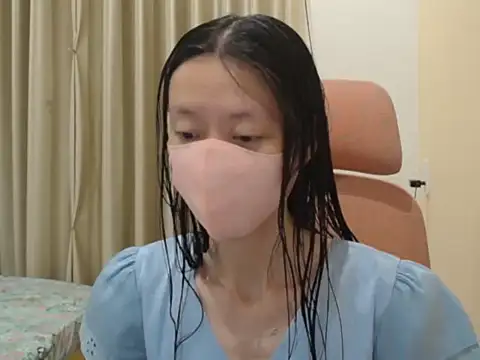 Lil-Cherries online show from January 7, 2026, 3:14 pm