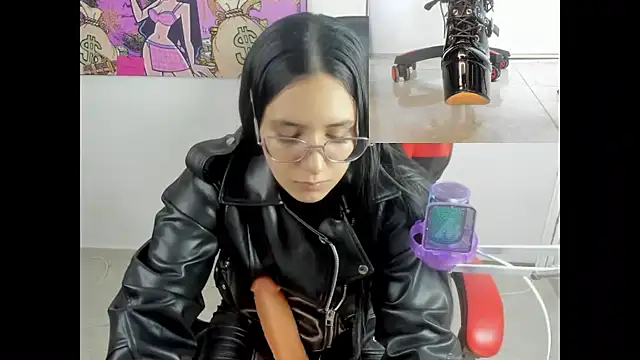 queen findom1 online show from January 13, 2026, 4:29 am