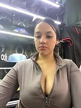Snapshot of CelesteJones1 chatting on July 9, 2026, 9:19 pm CelesteJones1 online show from July 9, 2026, 9:19 pm