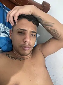 Yefridudamelflores online show from April 9, 2026, 9:58 am