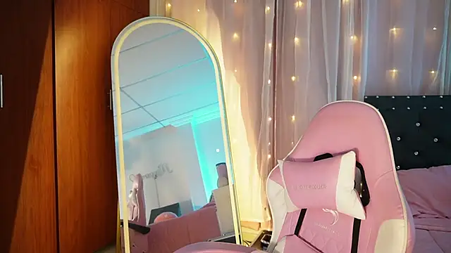 Missara  online show from March 24, 2026, 11:43 pm