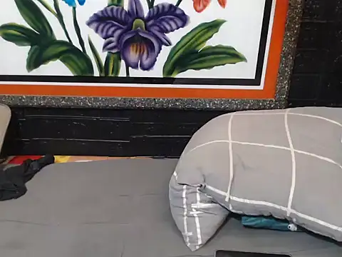 tsbrownmorena69 online show from April 18, 2026, 2:04 am