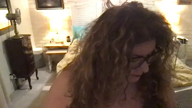 Snapshot of lilwilogurl chatting on November 11, 2025, 6:02 am lilwilogurl online show from November 11, 2025, 6:02 am