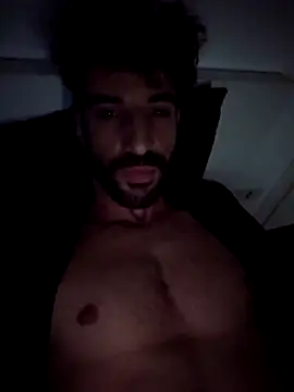 Snapshot of Pinosce6 chatting on November 8, 2025, 2:06 pm Pinosce6 online show from November 8, 2025, 2:06 pm