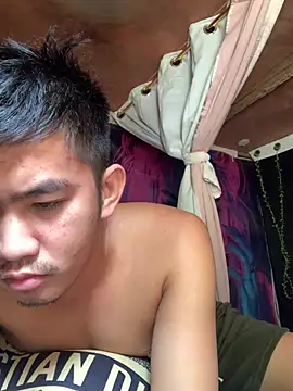 Snapshot of denzkylexx chatting on January 17, 2026, 5:23 am denzkylexx online show from January 17, 2026, 5:23 am