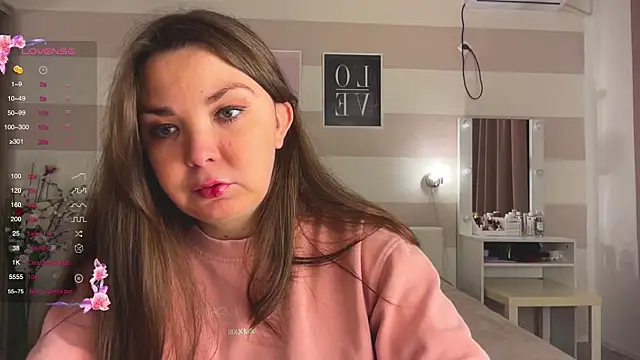 Snapshot of liliaMaivis chatting on November 14, 2025, 6:17 pm liliaMaivis online show from November 14, 2025, 6:17 pm