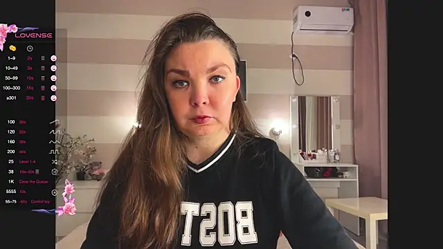 Snapshot of liliaMaivis chatting on November 19, 2025, 5:13 pm liliaMaivis online show from November 19, 2025, 5:13 pm