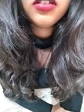 Sexy Divya   online show from December 5, 2025, 6:44 am