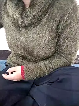 Sexy Divya   online show from December 21, 2025, 6:20 am