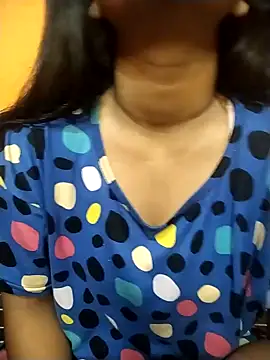 Snapshot of Sexy_Divya__ chatting on March 21, 2026, 12:37 am Sexy Divya online show from March 21, 2026, 12:37 am