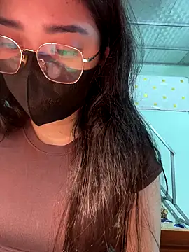 Lynn-122 online show from November 13, 2025, 12:20 am