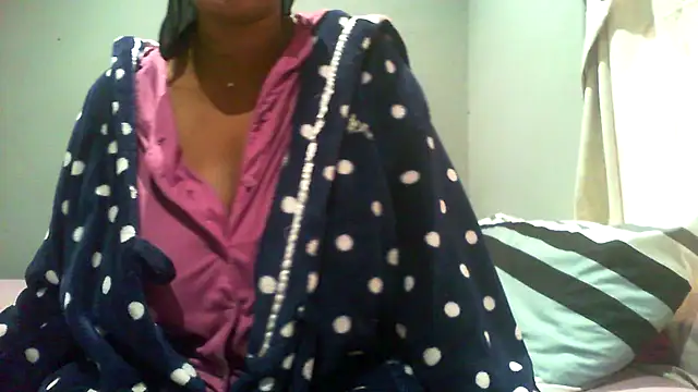 DustyLucy02 online show from May 3, 2026, 4:51 am