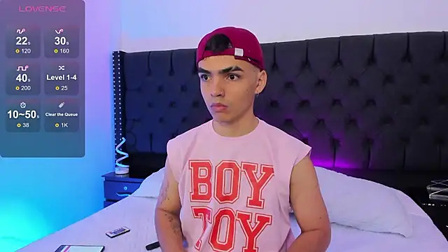 Snapshot of NicoKingg_ chatting on January 16, 2026, 1:04 pm NicoKingg online show from January 16, 2026, 1:04 pm