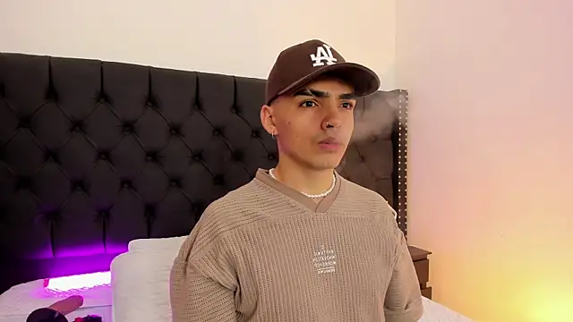 Snapshot of NicoKingg_ chatting on January 17, 2026, 1:05 pm NicoKingg online show from January 17, 2026, 1:05 pm