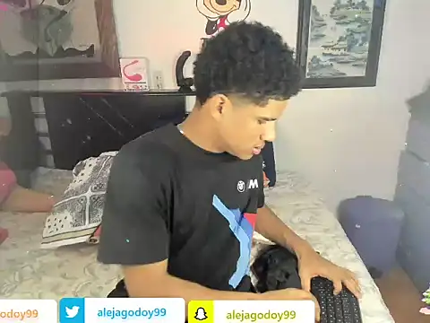 JUANBIGCOCK21CM online show from November 27, 2025, 12:40 pm