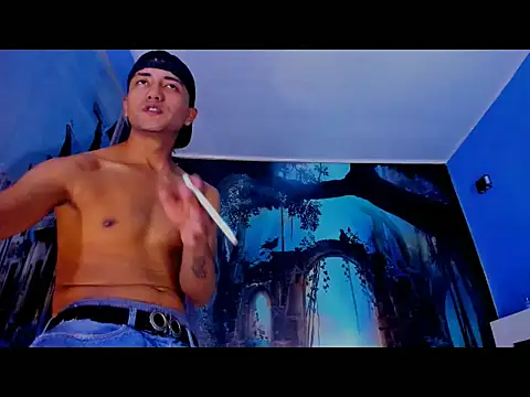 Domine Couple74 online show from November 10, 2025, 4:28 pm