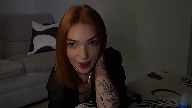 Snapshot of LinaaVelle chatting on July 3, 2026, 1:12 am LinaaVelle online show from July 3, 2026, 1:12 am