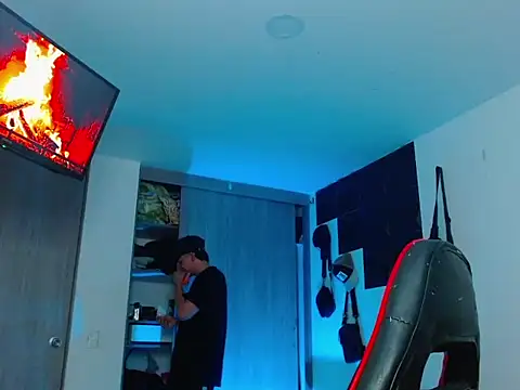 Snapshot of adam_keith chatting on December 22, 2025, 3:09 pm adam keith online show from December 22, 2025, 3:09 pm