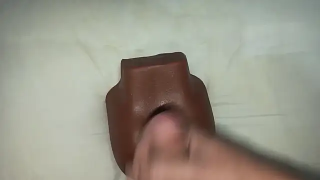 Spanish Milk online show from November 17, 2025, 6:46 pm