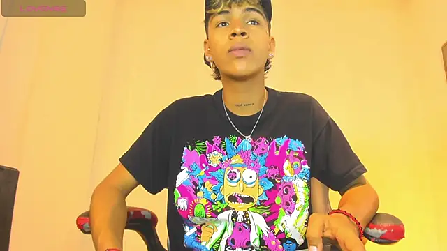 Timmy Kiing  online show from November 26, 2025, 8:21 pm