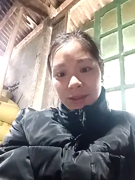 Snapshot of Lyla_john chatting on December 15, 2025, 3:22 am Lyla john online show from December 15, 2025, 3:22 am