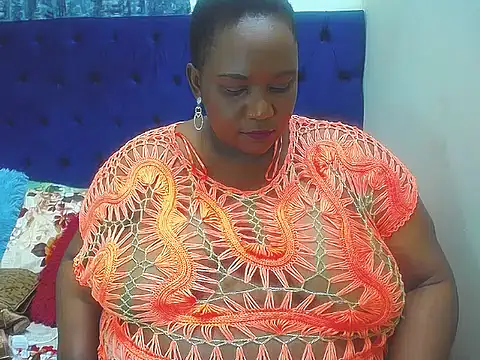 BMWWWXXX online show from November 13, 2025, 8:13 am