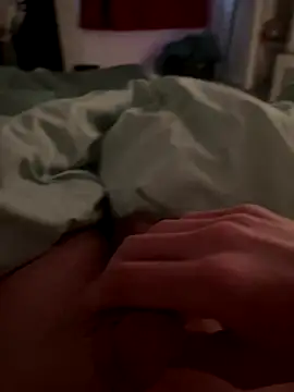 groschibre40100 online show from November 17, 2025, 11:27 am