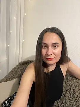 Snapshot of NikaGold7725 chatting on November 10, 2025, 7:13 pm NikaGold7725 online show from November 10, 2025, 7:13 pm