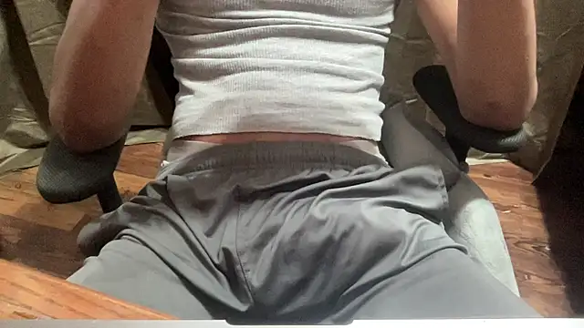 Snapshot of BabyBoyK17 chatting on December 16, 2025, 10:31 am BabyBoyK17 online show from December 16, 2025, 10:31 am