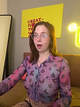 Erica Nelson online show from November 23, 2025, 1:38 am