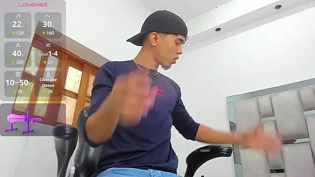 Snapshot of Ashton__Montana chatting on December 13, 2025, 7:53 pm Ashton Montana online show from December 13, 2025, 7:53 pm