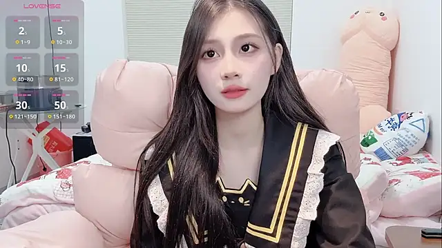 Snapshot of lris-Beauty chatting on February 10, 2026, 2:54 pm lris-Beauty online show from February 10, 2026, 2:54 pm