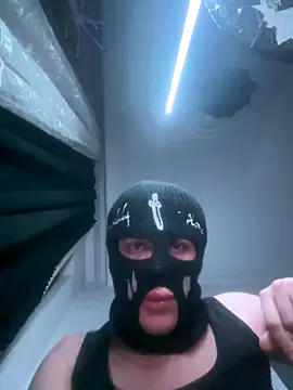 Snapshot of Alphamasteespitpiss chatting on December 16, 2025, 1:32 am Alphamasteespitpiss online show from December 16, 2025, 1:32 am