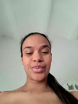 Snapshot of kyliecastell chatting on November 27, 2025, 3:36 pm kyliecastell online show from November 27, 2025, 3:36 pm