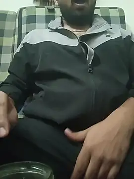 MrToxxic online show from November 23, 2025, 5:13 pm