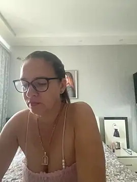 Snapshot of Milana8263 chatting on May 21, 2026, 7:48 am Milana8263 online show from May 21, 2026, 7:48 am