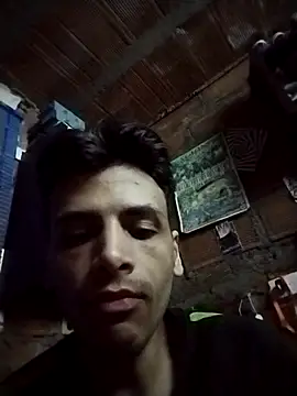 Snapshot of Andrexxxvergota chatting on November 15, 2025, 3:26 am Andrexxxvergota online show from November 15, 2025, 3:26 am