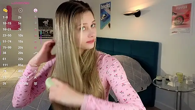 lolly dollyyy online show from December 1, 2025, 3:39 pm