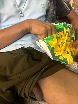 indiantwinkalexa online show from November 25, 2025, 12:49 pm