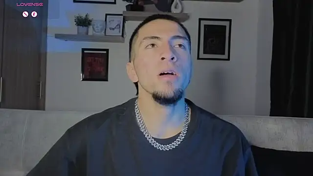 AresMassimoX online show from November 23, 2025, 5:07 am